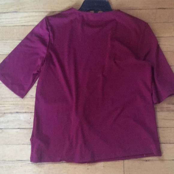 Like new top - Picture 3 of 6